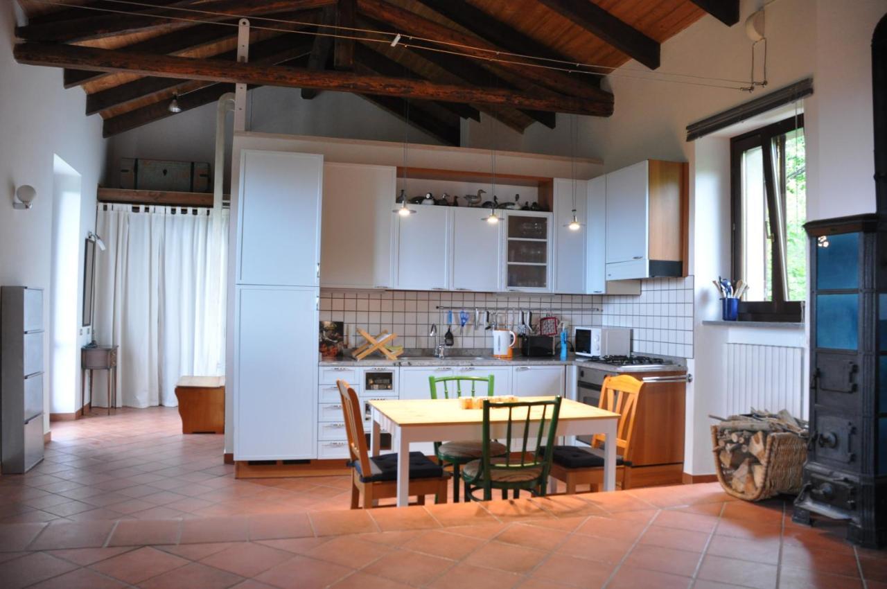 Casa Langa Di Lola Bed & Breakfast Mango Exterior photo